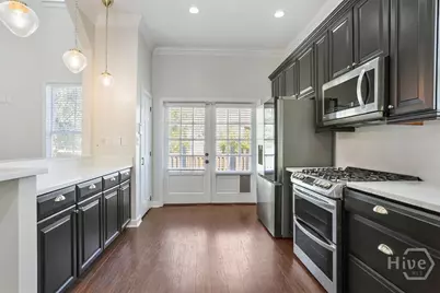 310 E Park Avenue, Savannah, GA 31401 - Photo 17