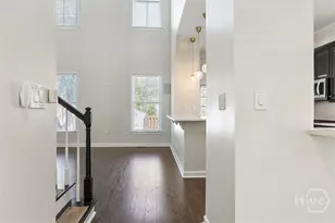310 E Park Ave, Savannah, GA 31401 - Photo 13