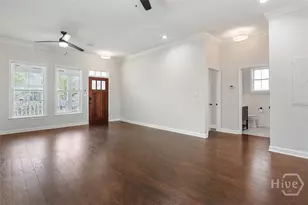 310 E Park Ave, Savannah, GA 31401 - Photo 9