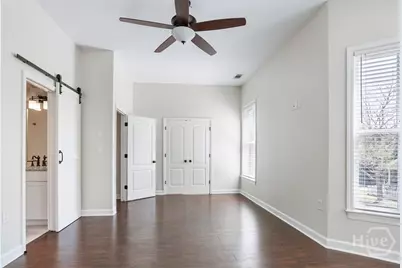 310 E Park Avenue, Savannah, GA 31401 - Photo 41