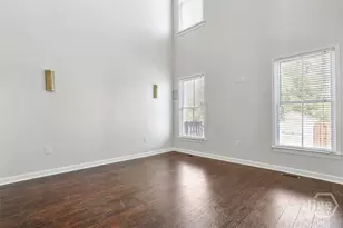 310 E Park Ave, Savannah, GA 31401 - Photo 15