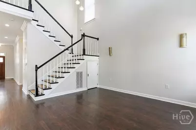 310 E Park Avenue, Savannah, GA 31401 - Photo 13