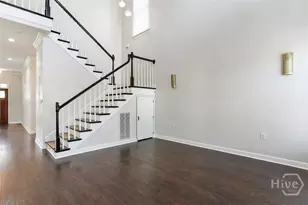 310 E Park Ave, Savannah, GA 31401 - Photo 13