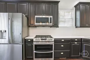310 E Park Ave, Savannah, GA 31401 - Photo 21