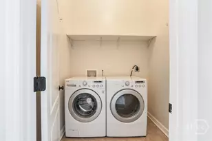 310 E Park Ave, Savannah, GA 31401 - Photo 37