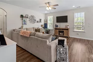 3208 Castleoak Dr, Richmond Hill, GA 31324 - Photo 13