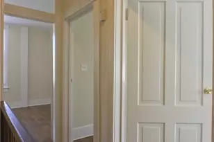 407 E Park Ave, Savannah, GA 31404 - Photo 3