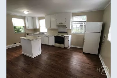 1122 E 37th Street #1/2, Savannah, GA 31401 - Photo 5