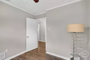 710 Highland Dr, Savannah, GA 31406 - Photo 25