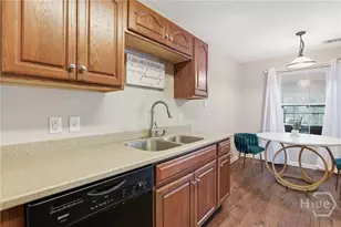 100 Poolside Ln, Savannah, GA 31405 - Photo 9