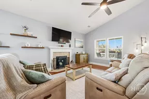 167 E Perry Dr, Richmond Hill, GA 31324 - Photo 5