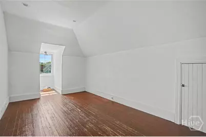 122 E 36th Street, Savannah, GA 31401 - Photo 23