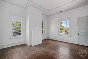 122 E 36th St, Savannah, GA 31401 - Photo 19