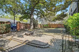 122 E 36th St, Savannah, GA 31401 - Photo 27