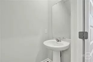 100 Amethyst Dr, Bloomingdale, GA 31302 - Photo 9