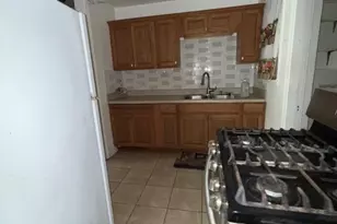 1821 Holly Ave, Savannah, GA 31404 - Photo 13
