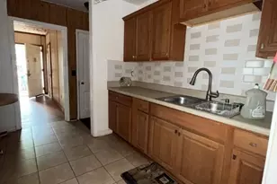 1821 Holly Ave, Savannah, GA 31404 - Photo 15