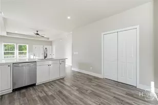 150 Darling St, Savannah, GA 31408 - Photo 11
