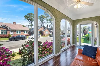 1007 Maupas Avenue, Savannah, GA 31401 - Photo 3