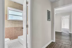 1013 Carroll St, Savannah, GA 31415 - Photo 7