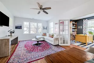 304 E 57th St, Savannah, GA 31405 - Photo 3
