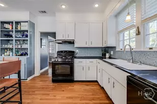 304 E 57th St, Savannah, GA 31405 - Photo 11