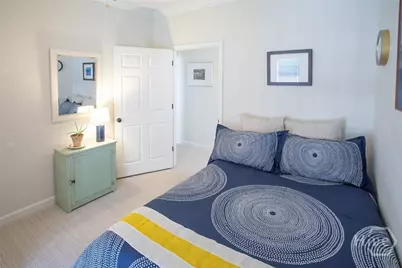 218 E 33rd Street, Savannah, GA 31401 - Photo 15