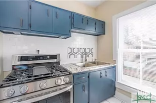 218 W Anderson St, Savannah, GA 31401 - Photo 49