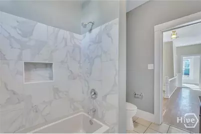 218 W Anderson Street #Upper Unit, Savannah, GA 31401 - Photo 59