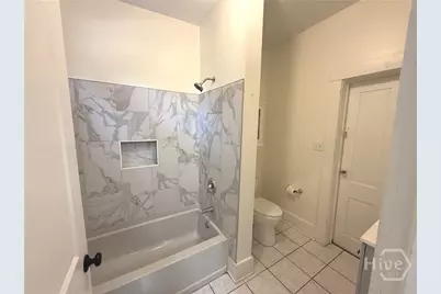 218 W Anderson Street #Upper Unit, Savannah, GA 31401 - Photo 43