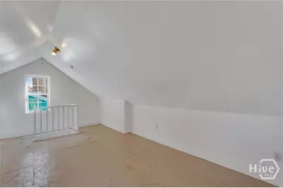 218 W Anderson Street #Upper Unit, Savannah, GA 31401 - Photo 23