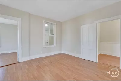 218 W Anderson Street #Upper Unit, Savannah, GA 31401 - Photo 13