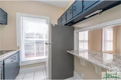 218 W Anderson Street #Upper Unit, Savannah, GA 31401 - Photo 9