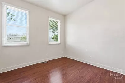 309 W 41st Street, Savannah, GA 31401 - Photo 21