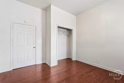 309 W 41st Street, Savannah, GA 31401 - Photo 17