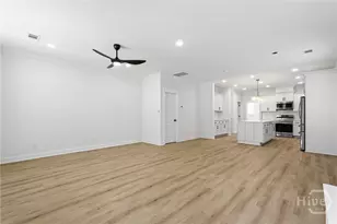 1209 E 34th St, Savannah, GA 31404 - Photo 9