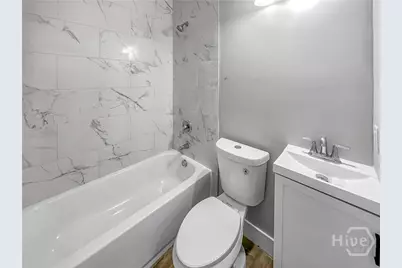 316 W 40th Street #E, Savannah, GA 31401 - Photo 9