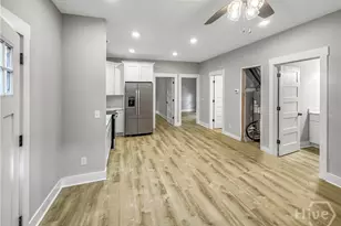 316 W 40th St, Savannah, GA 31401 - Photo 3
