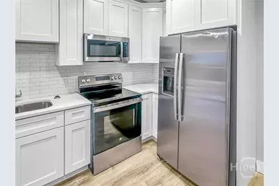 316 W 40th Street #E, Savannah, GA 31401 - Photo 7