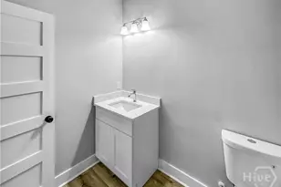 316 W 40th St, Savannah, GA 31401 - Photo 5