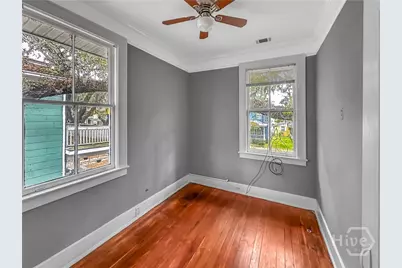 607 E 37th Street, Savannah, GA 31401 - Photo 17