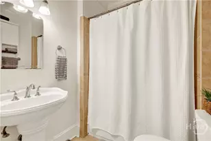 542 E Gaston St, Savannah, GA 31401 - Photo 15
