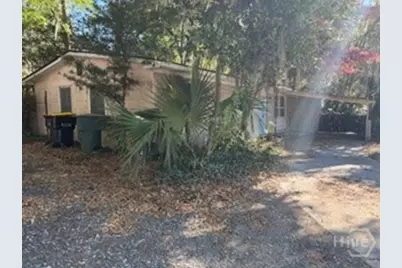 410 E Montgomery Cross Roads, Savannah, GA 31406 - Photo 11