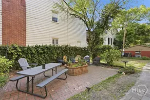 109 E Park Ave, Savannah, GA 31401 - Photo 19
