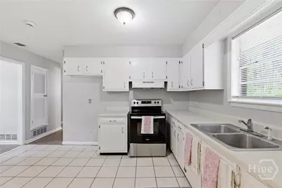 3314 April Street, Savannah, GA 31404 - Photo 11