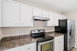 1033 Barley Dr, Hinesville, GA 31313 - Photo 13