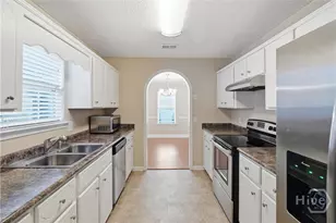 1033 Barley Dr, Hinesville, GA 31313 - Photo 11