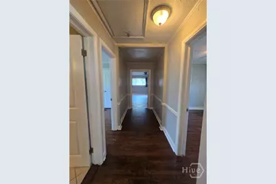 309 E 58th Street, Savannah, GA 31405 - Photo 7