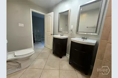 309 E 58th Street, Savannah, GA 31405 - Photo 13