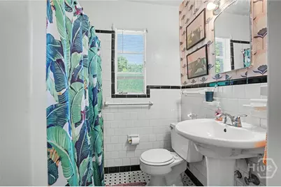 138 W 51st Street, Savannah, GA 31405 - Photo 9